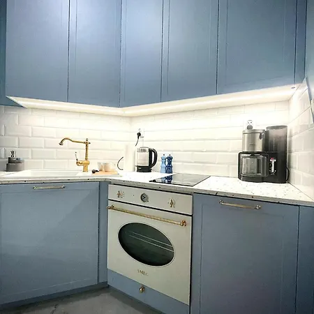 Bursztyn Apartment *